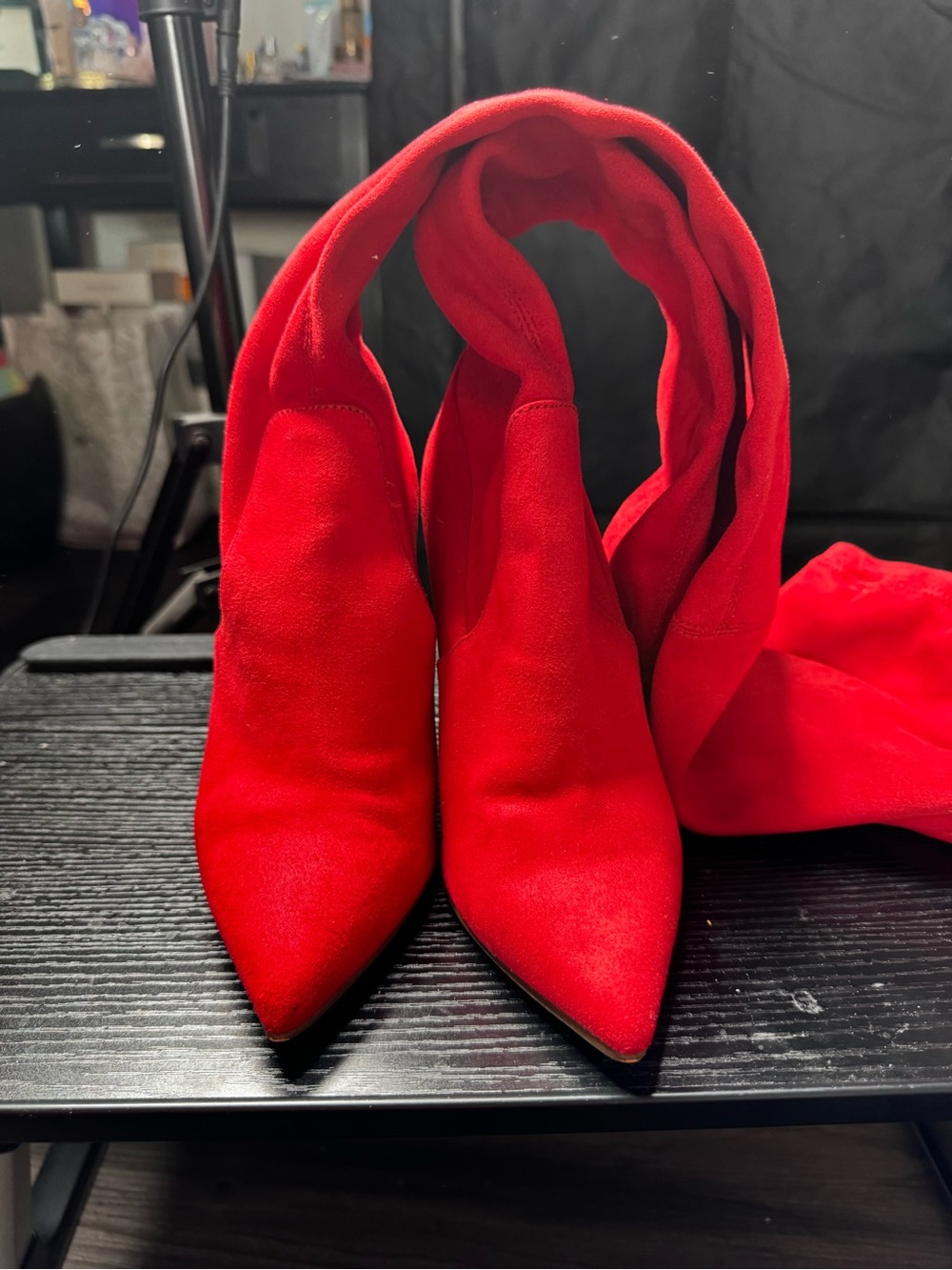 Red Pointed-Toe Women's Booties - Classic Sleek Style